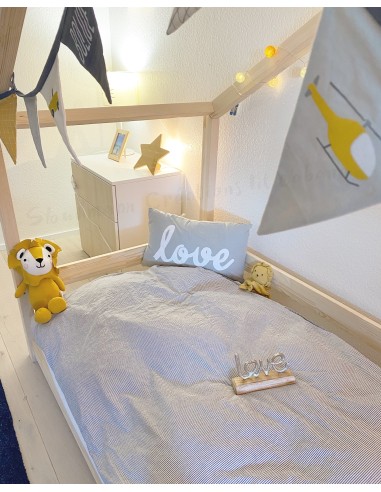 Lit cabane inversé avec barrière amovible