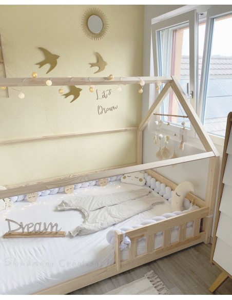 Lit cabane avec barreaux non-amovibles grande taille Lit cabane avec barreaux non-amovibles grande taille