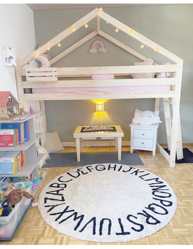 Lit à étage simple avec échelle de côté