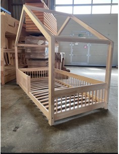 Lit cabane inversé avec barreaux arrondis non-amovibles 2